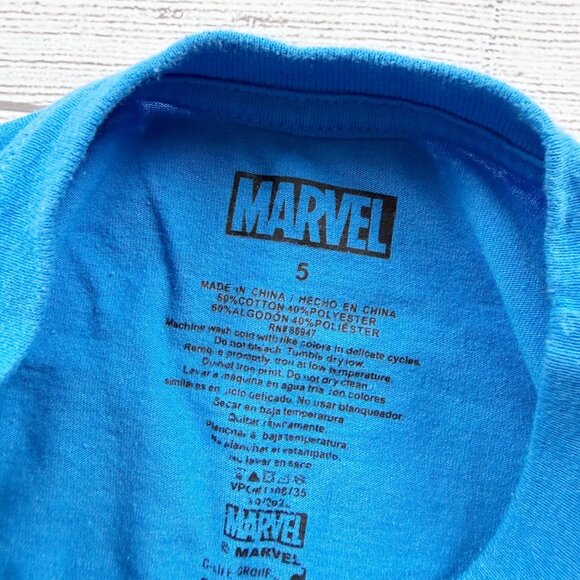 Marvel Superhero Graphic Shirt - Picture 2 of 3